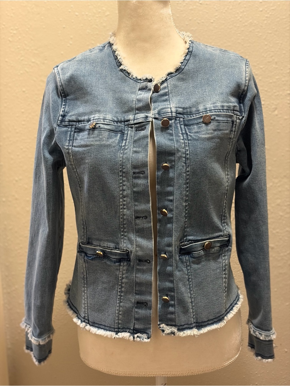 ecru Light Blue Frayed-Edge Denim Jacket